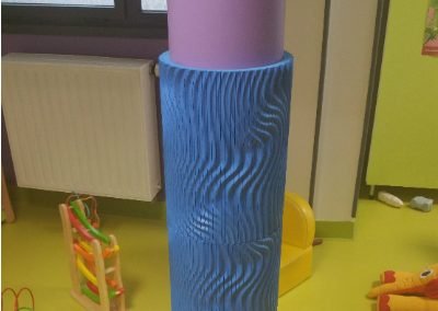 Potoron dans une cour de récré