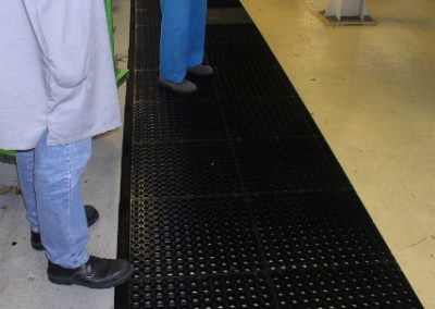 tapis-de-sol-caillebotis-matlast